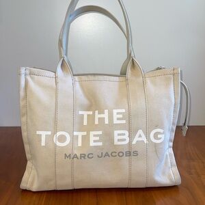 Marc Jacobs The Canvas Large Tote. Bag